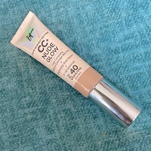 NEW it Cosmetics CC+ Nude Glow in Fair Light
